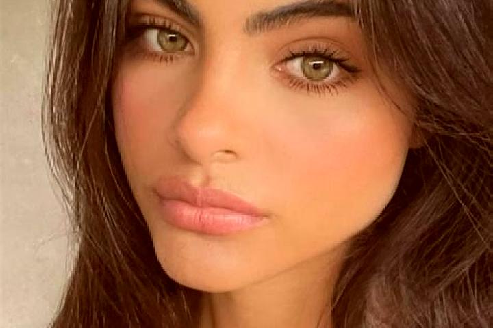 Sadie, 20, a brunette green-eyed asian companion based in Barlovento. Offering Deep French Kissing, Dinner Date, Couples. Available for incall and outcall, d...