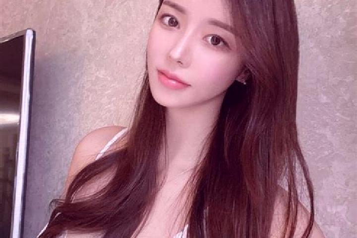 Sadie, 20 — Escort in Hankoey, Turkey