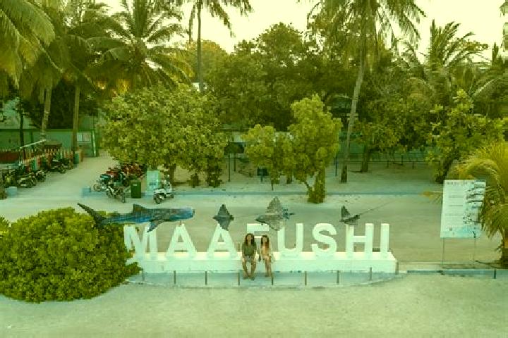 Sadie, 20 — Escort in Madifushi, Maldives