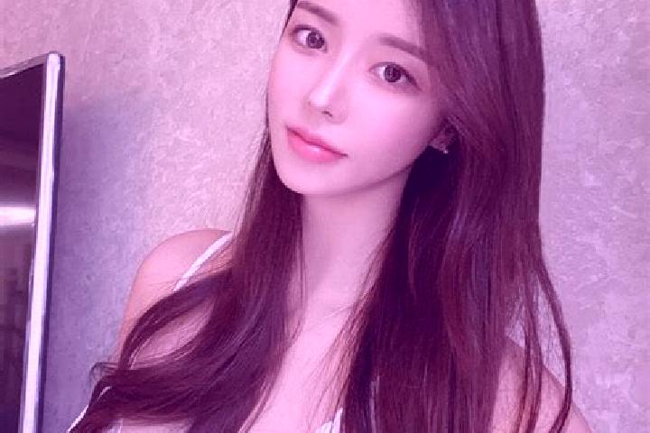 Sadie, 20 — Escort in Sunfang, China