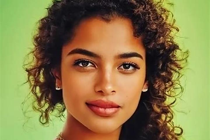 Sadie, 21, a red green-eyed latina companion based in Xuan Son. Offering Girlfriend Experience, CIM, Tantra. Available for incall and outcall, day and evenin...