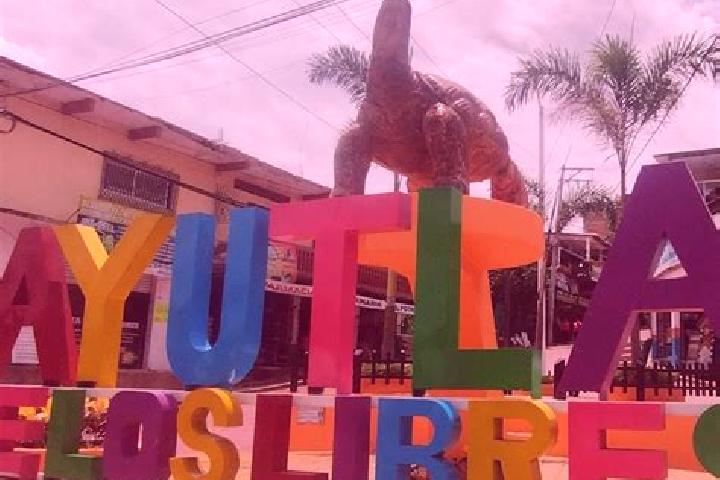 Sadie, 22 — Escort in San Nicolas Plan de Ayutla, Mexico
