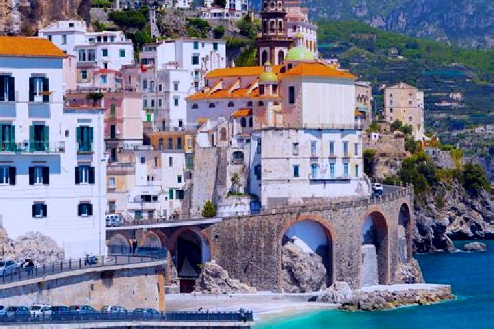 Sadie, 23 — Escort in Moniego, Italy