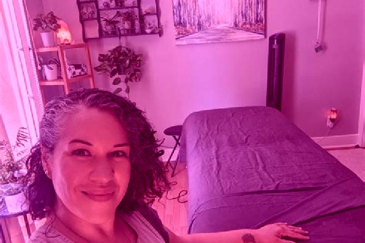 Sadie, 24, a black grey-eyed caucasian companion based in Chiloda. Offering Erotic Massage, Prostate Massage, Overnight. Available for incall and outcall, da...
