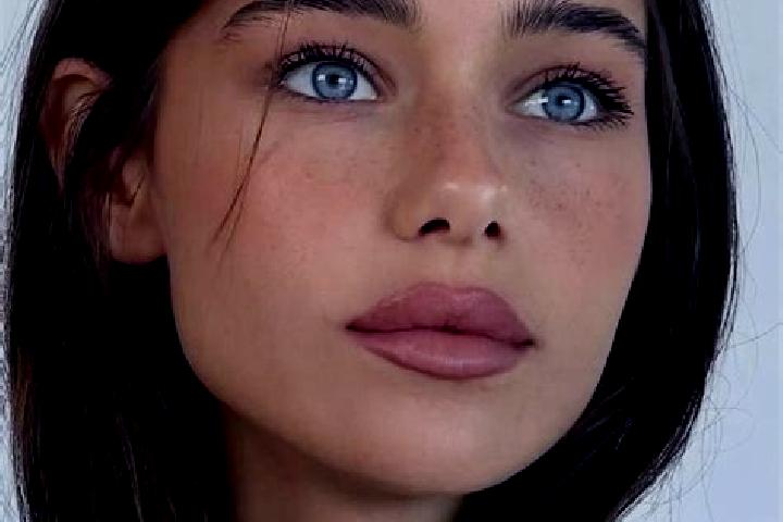 Sadie, 24, a brunette blue-eyed caucasian companion based in Tak Fa. Offering Massage, Girlfriend Experience, Deep French Kissing. Available for incall and o...