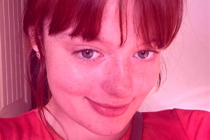 Sadie, 24, a red brown-eyed mediterranean companion based in Kloster Vessra. Offering CIM, Roleplay, BDSM, Duos. Available for incall and outcall, day and ev...