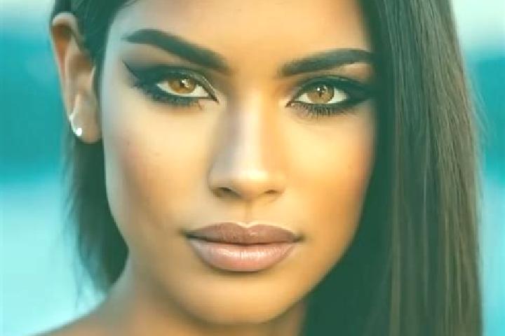 Sadie, 25, a blonde amber-eyed latina companion based in Moanda. Offering Overnight, Duos, Deep French Kissing. Available for incall and outcall, day and eve...