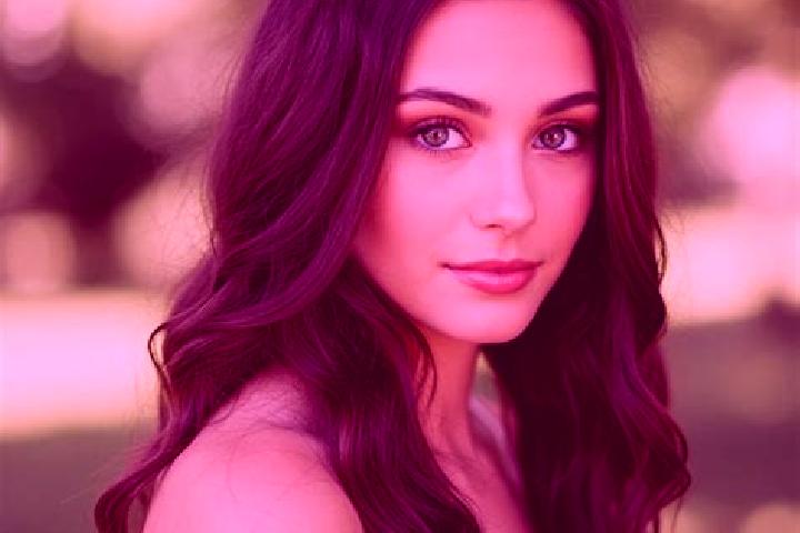 Sadie, 25, a brunette hazel-eyed middle eastern companion based in Nokaneng. Offering Party Girl, A-Level, Massage, 69, GFE. Available for incall and outcall...