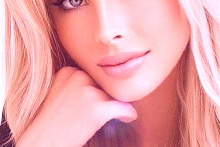 Sadie, 26, a dark blonde blue-eyed caucasian companion based in Reidling. Offering Party Girl, Deep French Kissing, Duos, Roleplay. Available for incall and ...