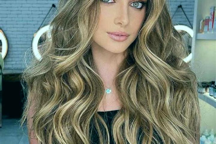 Sadie, 26, a dark blonde dark-eyed middle eastern companion based in Illushi. Offering Couples, GFE, Roleplay, A-Level, Overnight. Available for incall and o...