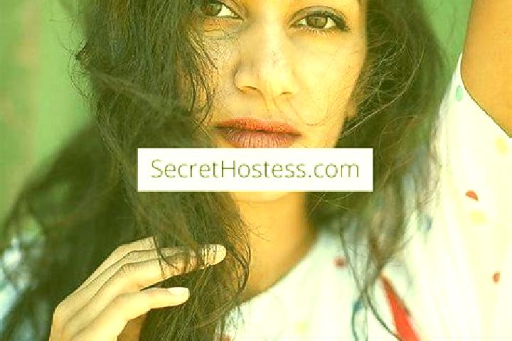Sadie, 26, a red dark-eyed indian companion based in Air Bangis. Offering CIM, Dinner Date, Erotic Massage. Available for incall and outcall, day and evening...