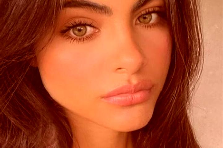 Sadie, 26, a red green-eyed indian companion based in Hammam el Rhezez. Offering Striptease, Domination, CIM, Massage. Available for incall and outcall, over...