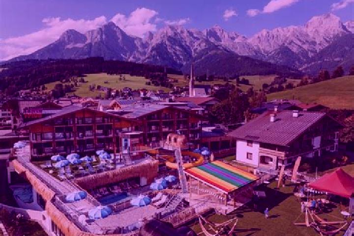 Sadie, 27, a brunette dark-eyed caribbean companion based in Maria Alm am Steinernen Meer. Offering Prostate Massage, 69, Roleplay. Available for incall and ...