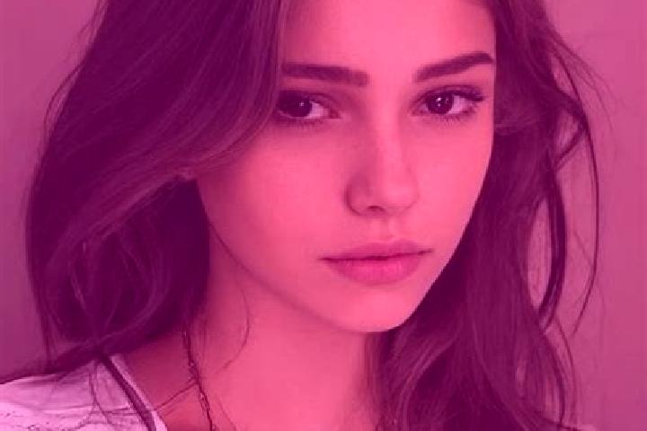Sadie, 27, a chestnut dark-eyed slavic companion based in Sobradinho. Offering Dinner Date, Striptease, Duos. Available for incall and outcall, overnight boo...