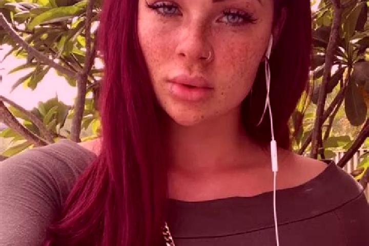 Sadie, 27, a red brown-eyed indian companion based in Kersbeek-Miskom. Offering Massage, OWO, Fetish. Available for incall and outcall, day and evening dates.