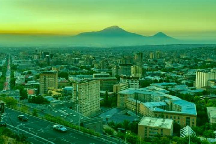Sadie, 27 — Escort in Geghamavan, Armenia
