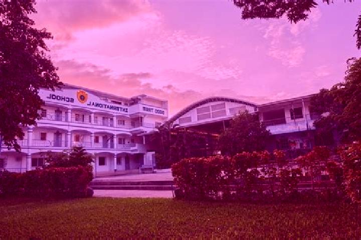 Sadie, 27 — Escort in General Trias, Philippines