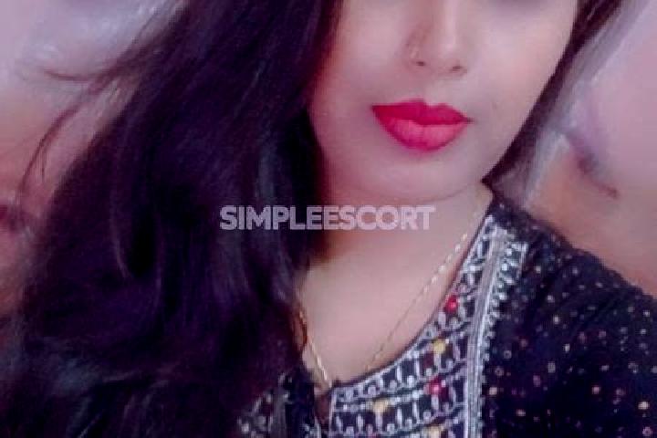 Sadie, 27 — Escort in Naroda, India