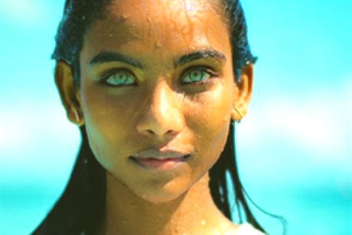 Sadie, 28, a auburn blue-eyed indian companion based in Telfer. Offering CIM, Massage, Travel Companion, Tantra, OWO. Available for incall and outcall, day a...