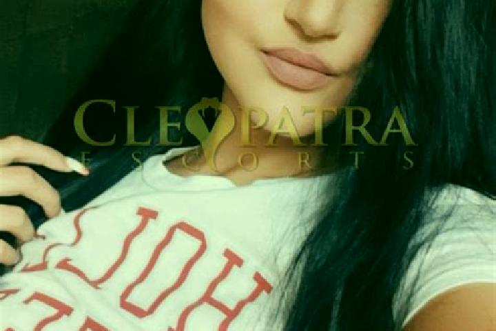 Sadie, 28, a black green-eyed mediterranean companion based in Cristais Paulista. Offering Dinner Date, Tantra, A-Level, OWO, Prostate Massage. Available for...