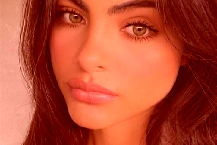 Sadie, 28, a brunette green-eyed european companion based in Kondapalle. Offering Erotic Massage, BDSM, GFE, Girlfriend Experience, Travel Companion. Availab...