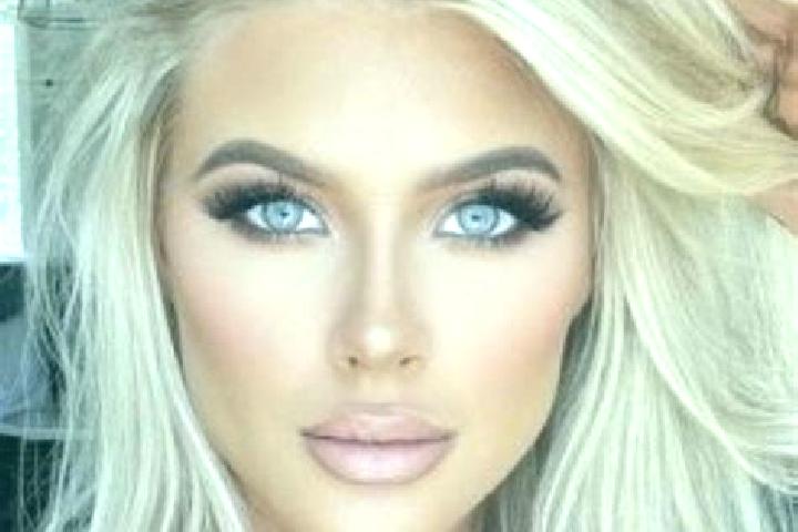 Sadie, 28, a platinum blonde dark-eyed ebony companion based in Pierik. Offering Massage, OWO, Striptease, Couples. Available for incall and outcall, overnig...
