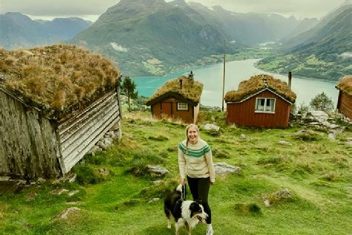 Sadie, 28 — Escort in Sagvag, Norway