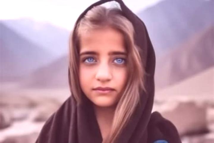 Sadie, 29, a red dark-eyed middle eastern companion based in Candresse. Offering Roleplay, CIM, Travel Companion. Available for incall and outcall, overnight...