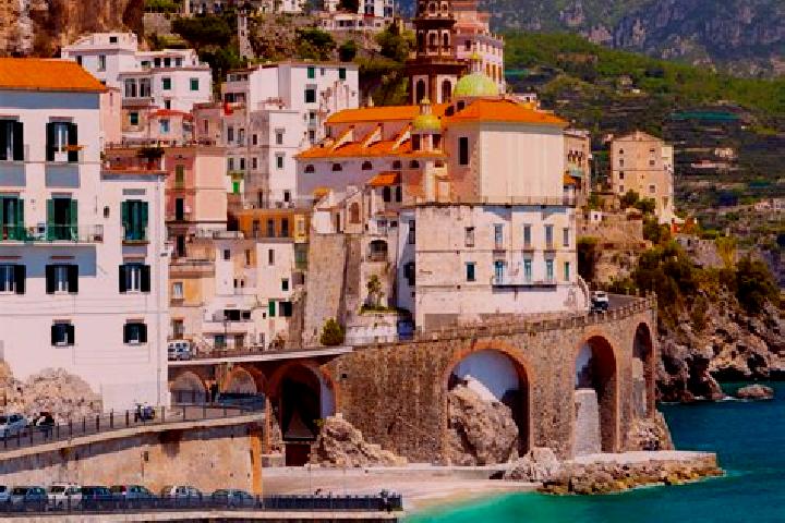 Sadie, 29 — Escort in Strambino, Italy