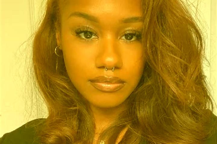 Sadie, 30, a auburn brown-eyed ebony companion based in Temple Terrace. Offering Deep French Kissing, Roleplay, 69, GFE. Available for incall and outcall, da...
