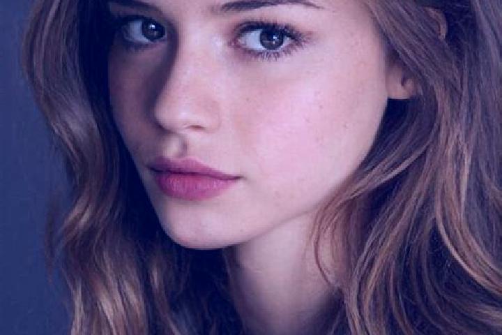 Sadie, 30, a auburn hazel-eyed caribbean companion based in Digouale. Offering Roleplay, GFE, Deep French Kissing, Girlfriend Experience, Couples. Available ...