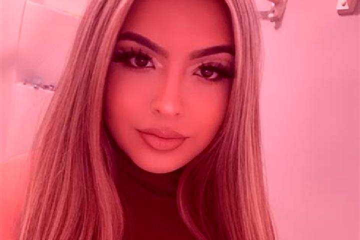 Sadie, 30, a blonde dark-eyed latina companion based in Mezangers. Offering Striptease, 69, GFE, BDSM, Fetish. Available for incall and outcall, day and even...