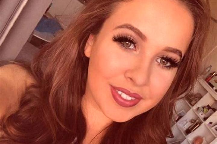 Sadie, 30, a chestnut dark-eyed mediterranean companion based in Pove del Grappa. Offering Deep French Kissing, Prostate Massage, Massage, 69. Available for ...