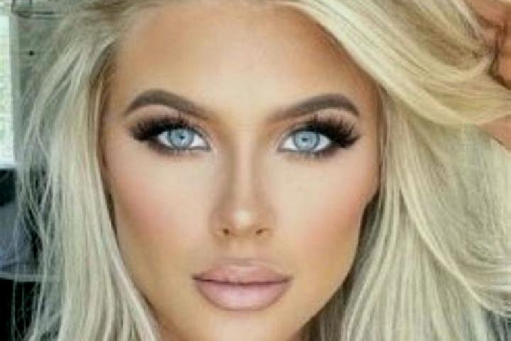 Sadie, 30, a platinum blonde hazel-eyed mediterranean companion based in Cuya. Offering Couples, Deep French Kissing, Fetish, Overnight. Available for incall...