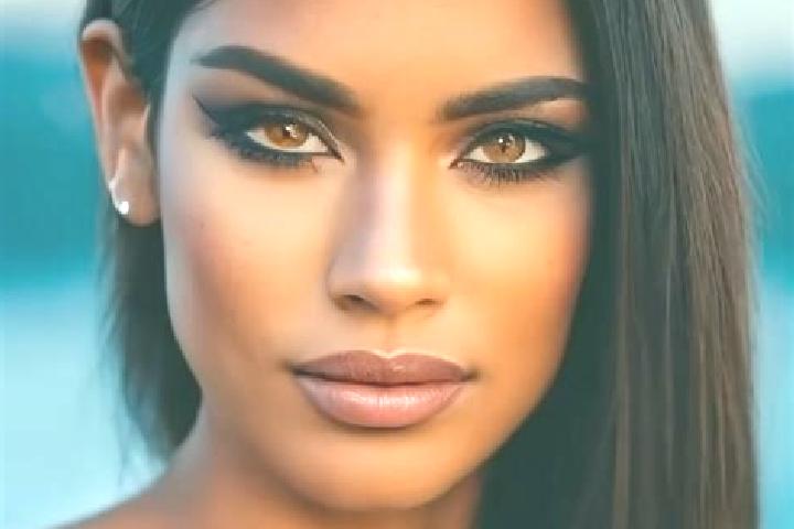 Sadie, 30, a red hazel-eyed latina companion based in Kampong Trach. Offering Overnight, Girlfriend Experience, Tantra, Roleplay. Available for incall and ou...