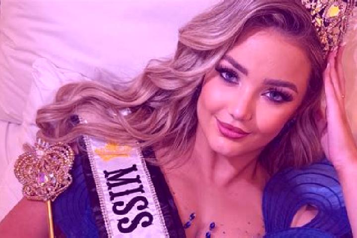 Sadie, 30 — Escort in Pedley, United States