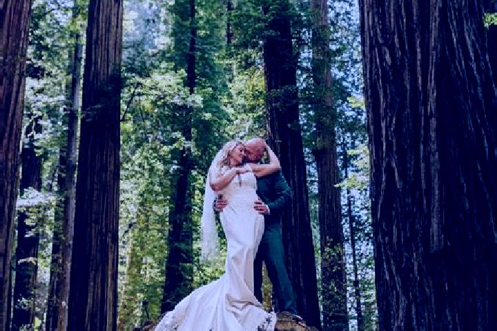 Sadie, 30 — Escort in Redwood, United States
