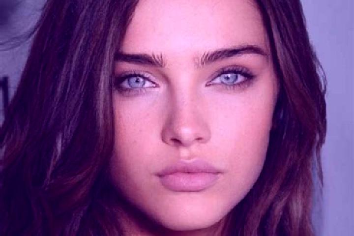 Sadie, 31, a brunette green-eyed mixed companion based in Balfour. Offering Duos, Girlfriend Experience, Roleplay, Domination. Available for incall and outca...