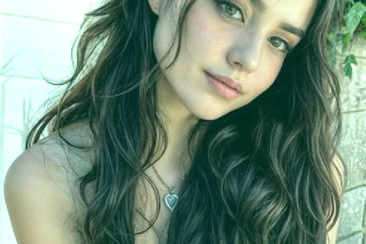 Sadie, 31, a chestnut hazel-eyed middle eastern companion based in Gerardmer. Offering Couples, Prostate Massage, 69, Travel Companion. Available for incall ...