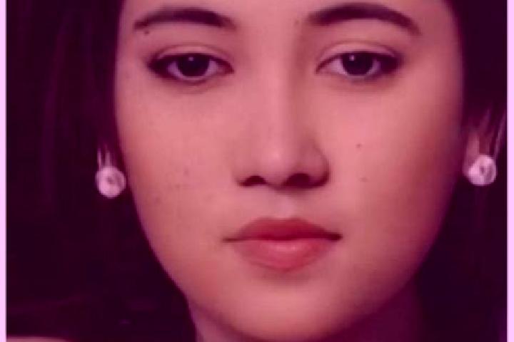 Sadie, 31 — Escort in Dulolong, Indonesia
