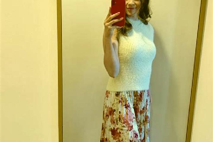 Sadie, 31 — Escort in Isayeve, Ukraine