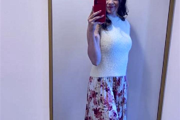 Sadie, 31 — Escort in Kulivtsi, Ukraine