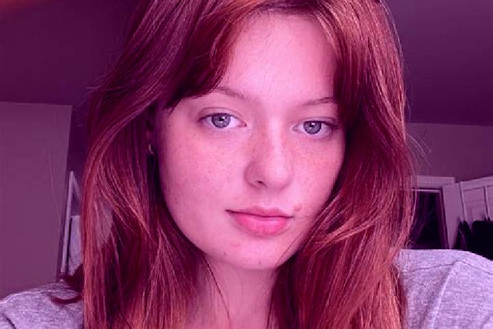 Sadie, 32, a auburn amber-eyed slavic companion based in Husum. Offering Travel Companion, Tantra, Dinner Date. Available for incall and outcall, overnight b...