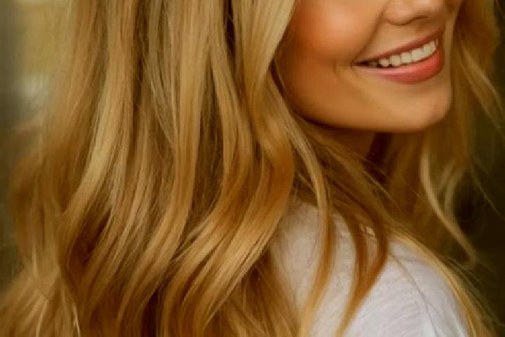 Sadie, 32, a dark blonde hazel-eyed mixed companion based in Sjoholt. Offering OWO, Massage, Travel Companion, Erotic Massage. Available for incall and outca...