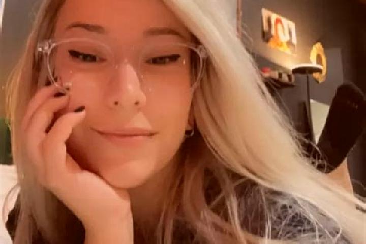 Sadie, 33, a blonde grey-eyed european companion based in San Jose la Hacienda. Offering A-Level, OWO, Duos, Fetish. Available for incall and outcall, overni...