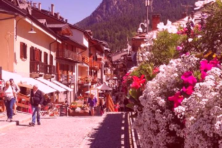 Sadie, 33 — Escort in Cesana Torinese, Italy