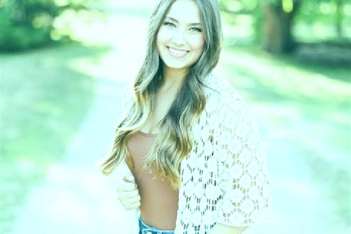Sadie, 33 — Escort in North Mankato, United States