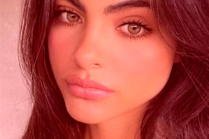 Sadie, 34, a brunette green-eyed european companion based in Catasauqua. Offering 69, Girlfriend Experience. Available for incall and outcall, day and evenin...