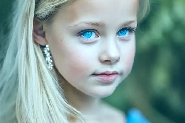 Sadie, 35, a blonde blue-eyed asian companion based in Niota. Offering 69, A-Level, Roleplay. Available for incall and outcall, day and evening dates.