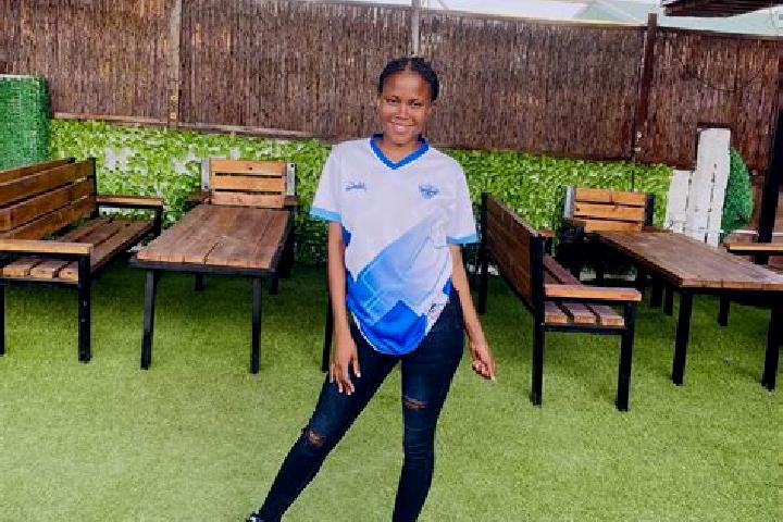 Sadie, 35 — Escort in Shakawe, Botswana